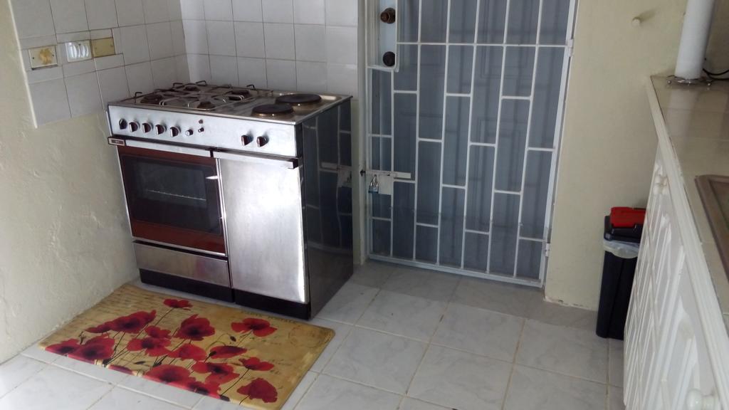 Spacious Colonial Μπριτζτάουν Εξωτερικό φωτογραφία